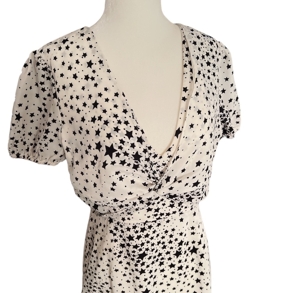 Super Down Women Juniors Star Short Sleeve Medium Dress Black White Twist